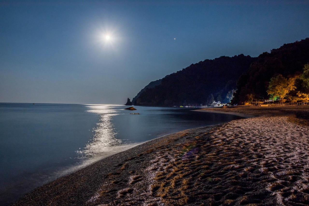 Summer House By The Sea Khorevtón Luaran gambar